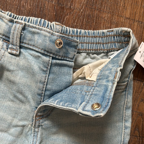 Old Navy Unisex Skinny 360 Stretch Jeans for Baby - Picture 5 of 5